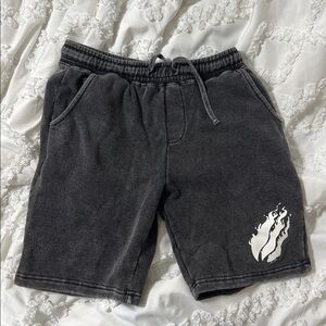 Fire merch-influencer- Preston